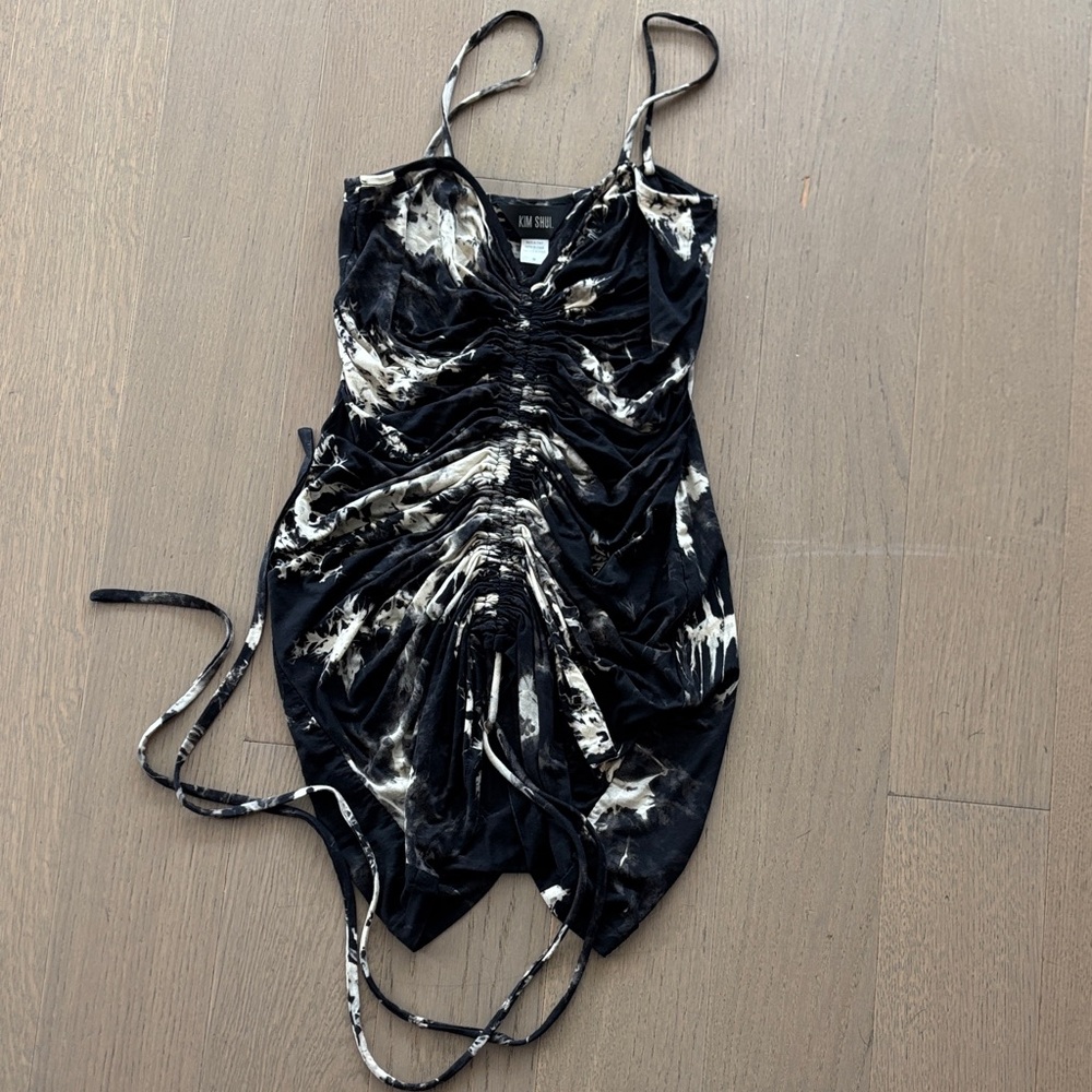 Kim Shui Black and Cream Ruched Dress